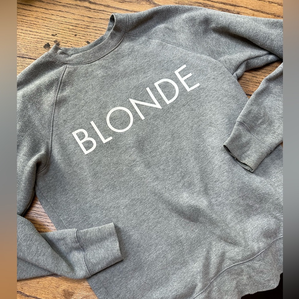 Brunette the Label Blonde crewneck - Picture 2 of 5